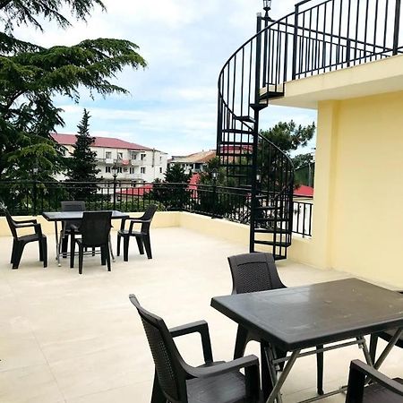 Gurya Hotel Kobuleti ภายนอก รูปภาพ