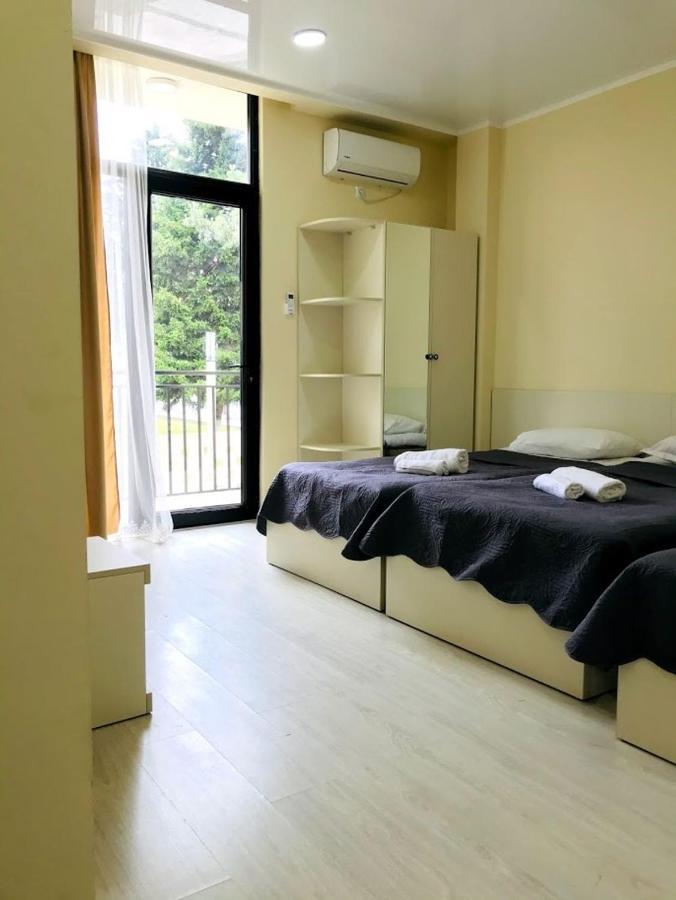 Gurya Hotel Kobuleti ภายนอก รูปภาพ