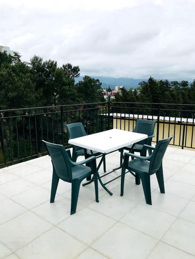 Gurya Hotel Kobuleti ภายนอก รูปภาพ